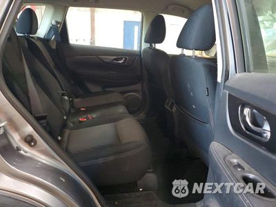 Zdjęcie 11 z 13 samochodu: 2017 NISSAN ROGUE S VIN:KNMAT2MV7HP503671 - miniatura