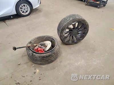 Zdjęcie 13 z 14 samochodu: 2021 TESLA MODEL Y VIN:5YJYGDEF3MF230223 - miniatura