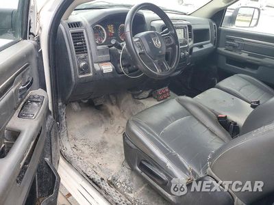 Zdjęcie 8 z 13 samochodu: 2015 RAM 5500 UTILITY / SERVICE TRUCK VIN:3C7WRMBLXFG626211 - miniatura