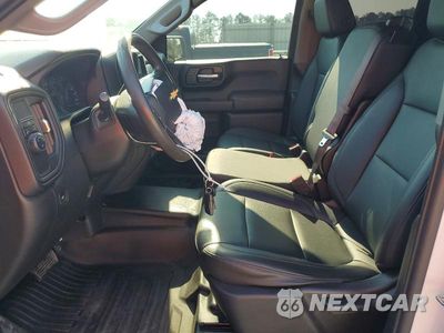 Zdjęcie 7 z 12 samochodu: 2020 CHEVROLET SILVERADO C1500 VIN:1GCRWAEFXLZ304624 - miniatura