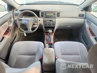 Zdjęcie 8 z 12 samochodu: 2005 TOYOTA COROLLA LE VIN:1NXBR32E15Z404719 - miniatura