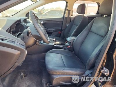 Zdjęcie 7 z 12 samochodu: 2018 FORD FOCUS SE VIN:1FADP3F27JL298835 - miniatura
