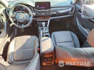 Zdjęcie 8 z 13 samochodu: 2023 KIA SELTOS EX VIN:KNDERCAA6P7386493 - miniatura