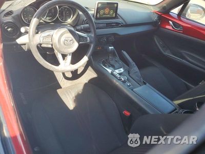 Zdjęcie 8 z 12 samochodu: 2017 MAZDA MX-5 MIATA CLUB VIN:JM1NDAL75H0101202 - miniatura