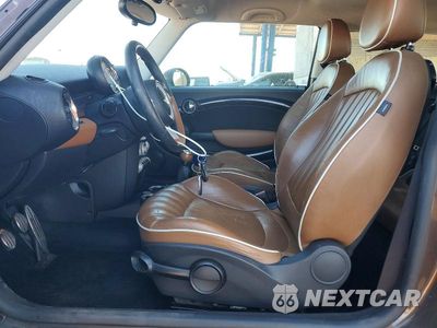 Zdjęcie 7 z 12 samochodu: 2010 MINI COOPER S VIN:WMWMF7C57ATX45129 - miniatura