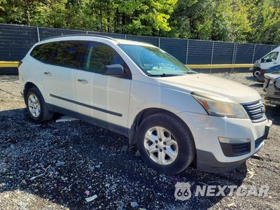Czwarte zdjęcie samochodu z boku: 2013 CHEVROLET TRAVERSE LS VIN:1GNKRFKDXDJ242531 - miniatura