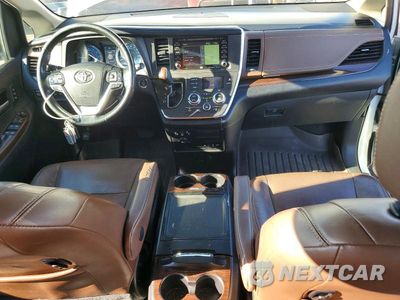 Zdjęcie 8 z 14 samochodu: 2018 TOYOTA SIENNA LIMITED PREMIUM 7-PASSENGER VIN:5TDYZ3DC3JS954738 - miniatura