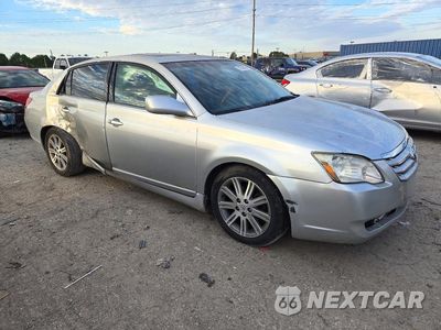 Czwarte zdjęcie samochodu z boku: 2005 TOYOTA AVALON LIMITED VIN:4T1BK36B25U061343 - miniatura