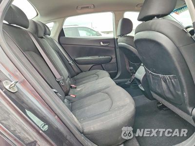 Zdjęcie 10 z 12 samochodu: 2018 KIA OPTIMA LX VIN:KNAGT4L31J5211986 - miniatura