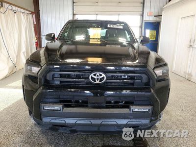 Piąte zdjęcie samochodu w środku: 2026 TOYOTA 4RUNNER SR5 VIN:JTEVA5BR6T5130668 - miniatura