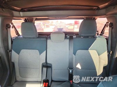Zdjęcie 10 z 13 samochodu: 2023 FORD BRONCO BASE VIN:1FMEE5DPXPLB37348 - miniatura