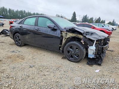 Czwarte zdjęcie samochodu z boku: 2023 HYUNDAI ELANTRA SEL VIN:KMHLM4AG7PU456032 - miniatura