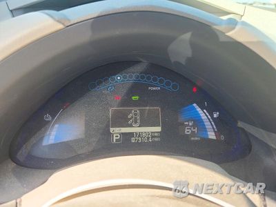 Zdjęcie 9 z 12 samochodu: 2011 NISSAN LEAF SV VIN:JN1AZ0CP2BT009306 - miniatura