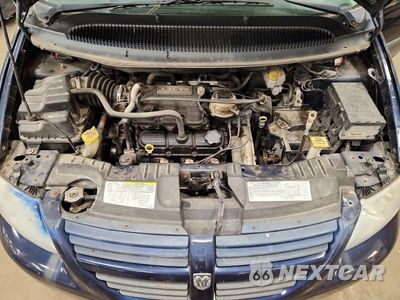 Zdjęcie 12 z 13 samochodu: 2005 DODGE GRAND CARAVAN SE VIN:1D4GP24R65B280326 - miniatura
