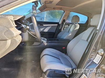 Zdjęcie 7 z 12 samochodu: 2016 HONDA CIVIC EX VIN:19XFC1F31GE006755 - miniatura