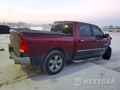 Trzecie zdjęcie samochodu z tyłu: 2017 RAM 1500 SLT VIN:3C6RR7LT2HG556370 - miniatura