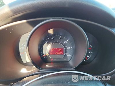 Zdjęcie 9 z 12 samochodu: 2016 KIA SOUL BASE VIN:KNDJN2A24G7357121 - miniatura