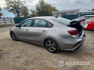 Drugie zdjęcie samochodu z przodu: 2023 KIA FORTE LXS VIN:3KPF24AD5PE573474 - miniatura
