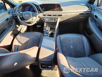 Zdjęcie 8 z 12 samochodu: 2022 HYUNDAI SONATA SEL PLUS VIN:5NPEJ4J26NH137609 - miniatura