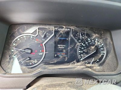 Zdjęcie 9 z 13 samochodu: 2025 TOYOTA TUNDRA SR VIN:5TFKB5AA9SX050431 - miniatura