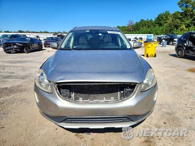 Piąte zdjęcie samochodu w środku: 2016 VOLVO XC60 T5 PREMIER VIN:YV440MDK7G2906498 - miniatura