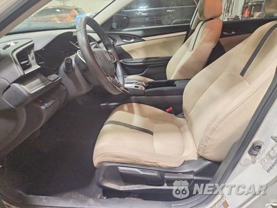 Zdjęcie 7 z 12 samochodu: 2016 HONDA CIVIC LX VIN:2HGFC2F55GH533825 - miniatura