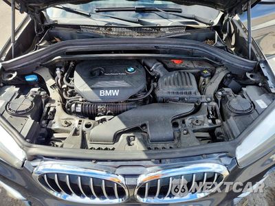 Zdjęcie 11 z 12 samochodu: 2018 BMW X1 XDRIVE28I VIN:WBXHT3C37J5L33983 - miniatura