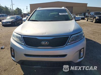 Piąte zdjęcie samochodu w środku: 2014 KIA SORENTO LX VIN:5XYKT3A62EG528449 - miniatura