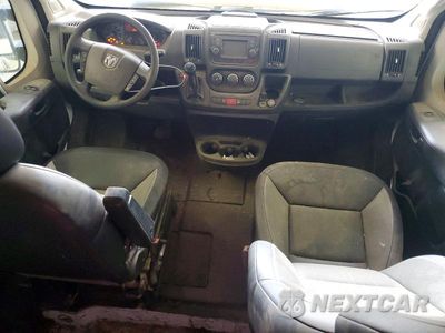 Zdjęcie 8 z 13 samochodu: 2018 RAM PROMASTER 2500 DELIVERY VAN VIN:3C6TRVDG0JE110974 - miniatura