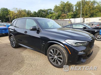 Czwarte zdjęcie samochodu z boku: 2020 BMW X5 M50I VIN:5UXJU4C05LLE45477 - miniatura
