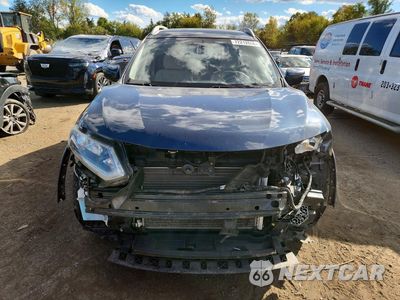 Piąte zdjęcie samochodu w środku: 2016 NISSAN ROGUE SV VIN:KNMAT2MV5GP672313 - miniatura