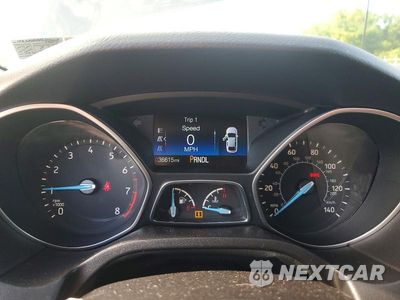 Zdjęcie 9 z 12 samochodu: 2015 FORD FOCUS S VIN:1FADP3E29FL310668 - miniatura