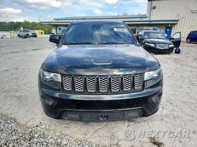 Piąte zdjęcie samochodu w środku: 2020 JEEP GRAND CHEROKEE LAREDO VIN:1C4RJEAG8LC392466 - miniatura