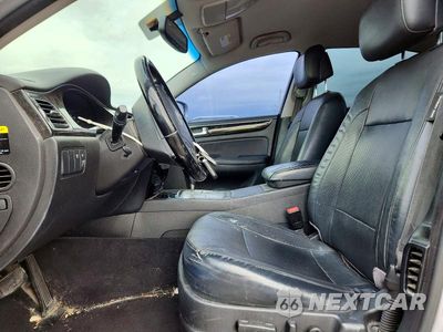 Zdjęcie 7 z 12 samochodu: 2012 HYUNDAI GENESIS 3.8L VIN:KMHGC4DDXCU191624 - miniatura