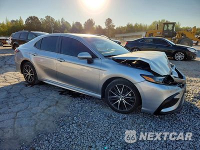 Czwarte zdjęcie samochodu z boku: 2023 TOYOTA CAMRY SE VIN:4T1G11AK6PU778609 - miniatura