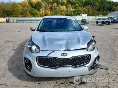 Piąte zdjęcie samochodu w środku: 2018 KIA SPORTAGE LX VIN:KNDPMCAC9J7488936 - miniatura