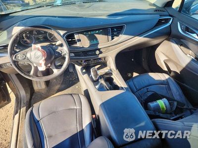 Zdjęcie 8 z 13 samochodu: 2018 BUICK ENCLAVE ESSENCE VIN:5GAERBKW7JJ156459 - miniatura