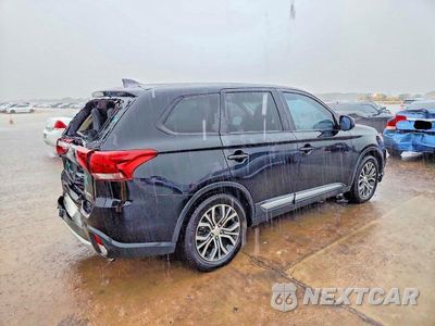 Trzecie zdjęcie samochodu z tyłu: 2018 MITSUBISHI OUTLANDER ES VIN:JA4AD2A32JZ066246 - miniatura