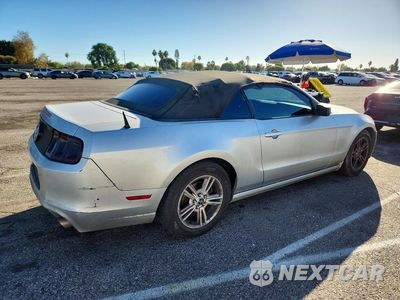 Trzecie zdjęcie samochodu z tyłu: 2014 FORD MUSTANG VIN:1ZVBP8EM1E5210600 - miniatura