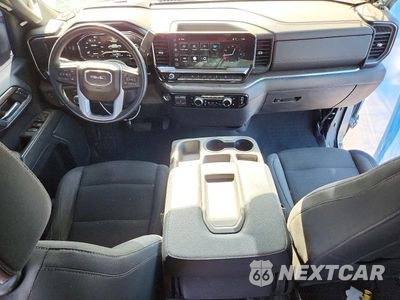 Zdjęcie 8 z 12 samochodu: 2024 GMC SIERRA K1500 ELEVATION VIN:3GTUUCED8RG162034 - miniatura