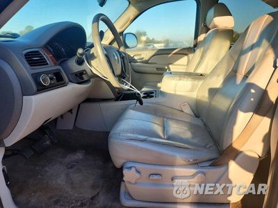 Zdjęcie 7 z 13 samochodu: 2009 CHEVROLET TAHOE C1500 LT VIN:1GNEC23319R228619 - miniatura
