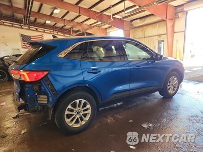 Trzecie zdjęcie samochodu z tyłu: 2020 FORD ESCAPE SE VIN:1FMCU9G68LUB90798 - miniatura