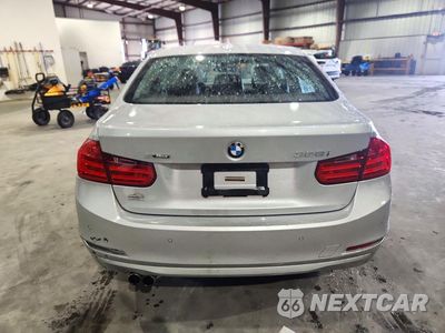 Zdjęcie 6 z 12 samochodu: 2015 BMW 328 XI VIN:WBA3B3G57FNR85514 - miniatura