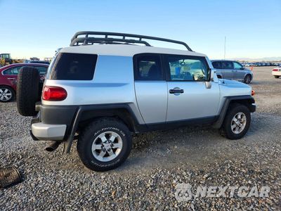 Trzecie zdjęcie samochodu z tyłu: 2007 TOYOTA FJ CRUISER BASE VIN:JTEBU11F970002860 - miniatura