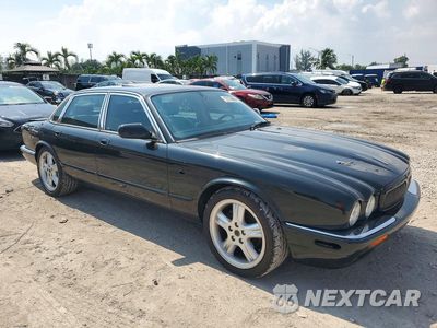 Czwarte zdjęcie samochodu z boku: 2002 JAGUAR XJ SPORT VIN:SAJDA12C52LF42857 - miniatura