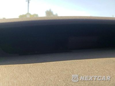 Zdjęcie 9 z 12 samochodu: 2015 TOYOTA PRIUS ONE VIN:JTDKN3DU4F0462174 - miniatura