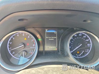 Zdjęcie 9 z 12 samochodu: 2018 TOYOTA CAMRY SE VIN:4T1B11HK9JU657550 - miniatura