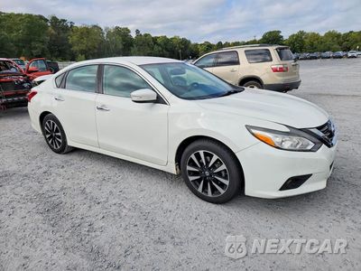 Czwarte zdjęcie samochodu z boku: 2018 NISSAN ALTIMA 2.5 SL VIN:1N4AL3AP0JC201766 - miniatura