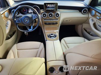 Zdjęcie 8 z 13 samochodu: 2019 MERCEDES-BENZ GLC 300 4MATIC VIN:WDC0G4KB7KV121478 - miniatura