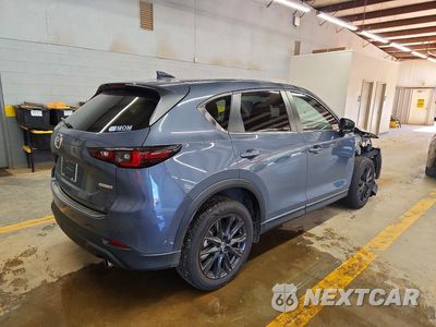 Trzecie zdjęcie samochodu z tyłu: 2023 MAZDA CX-5 PREFERRED VIN:JM3KFBCMXP0127115 - miniatura